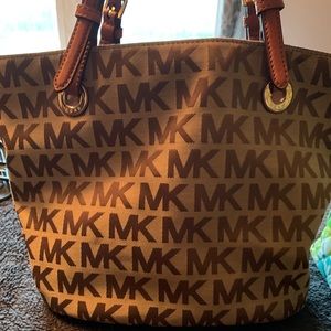 Michael Kors purse